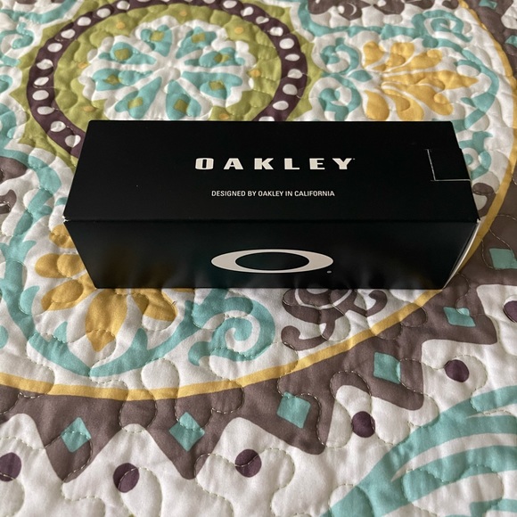 Oakley titanium original tinfoils. Brand new. - Picture 3 of 6